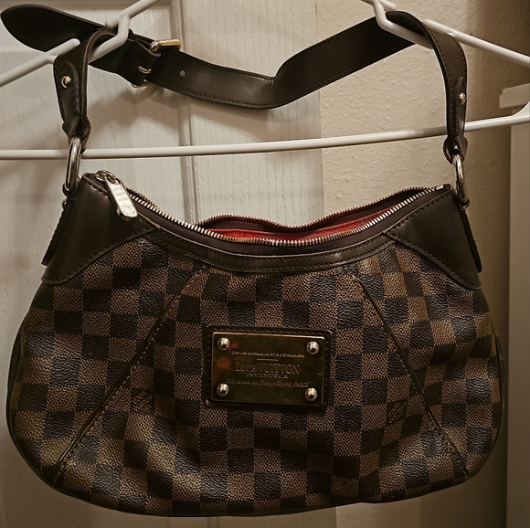 Louis Vuitton Handbags - Louis Vuitton Ebene Thames Damier GM Shoulder bag.